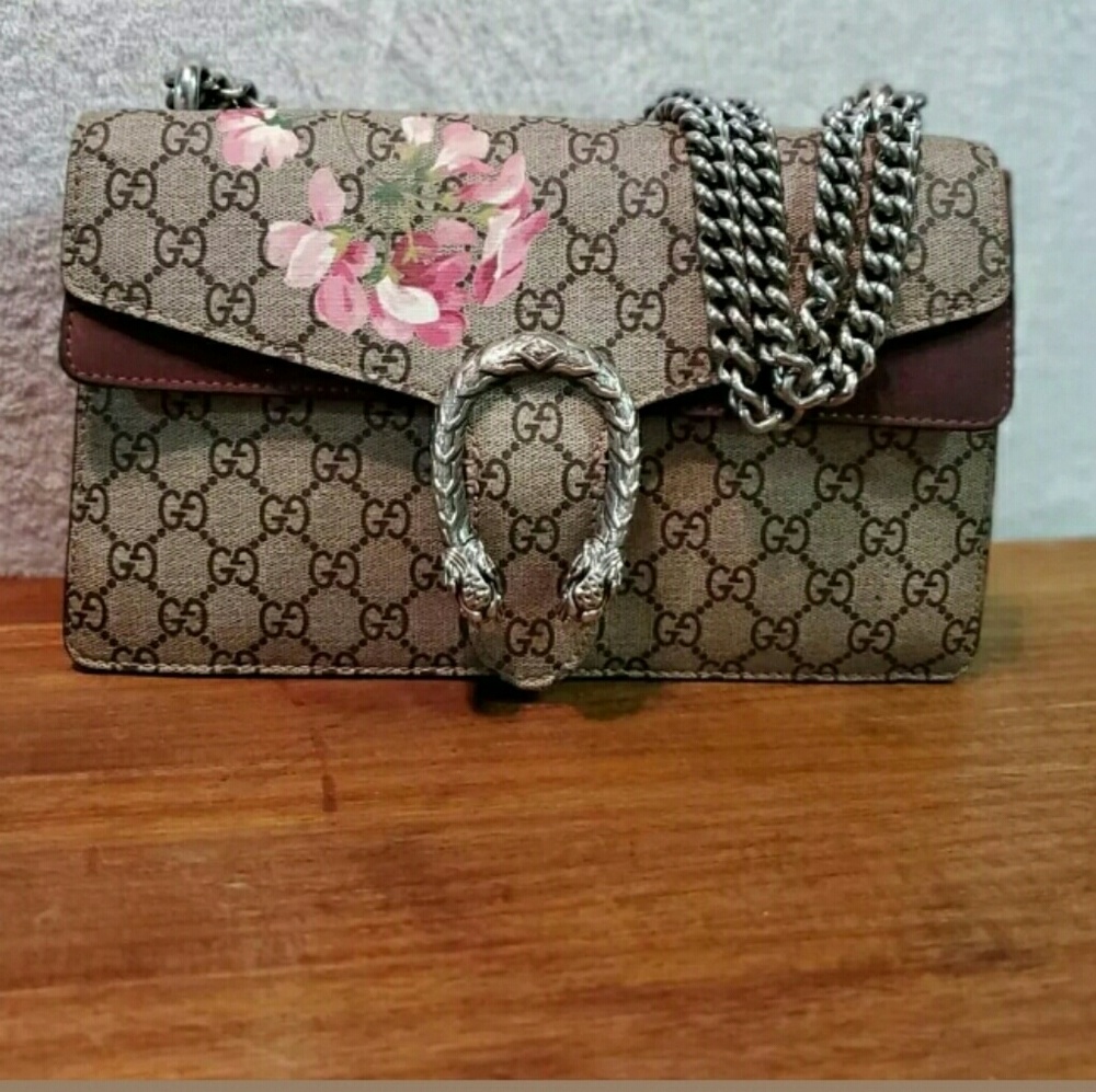 COPY - Gucci Dionysus GG blooms